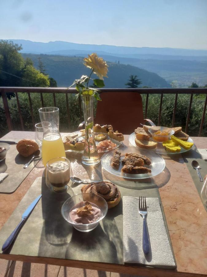 Cavalo La Terrazza In Collina Bed & Breakfast エクステリア 写真