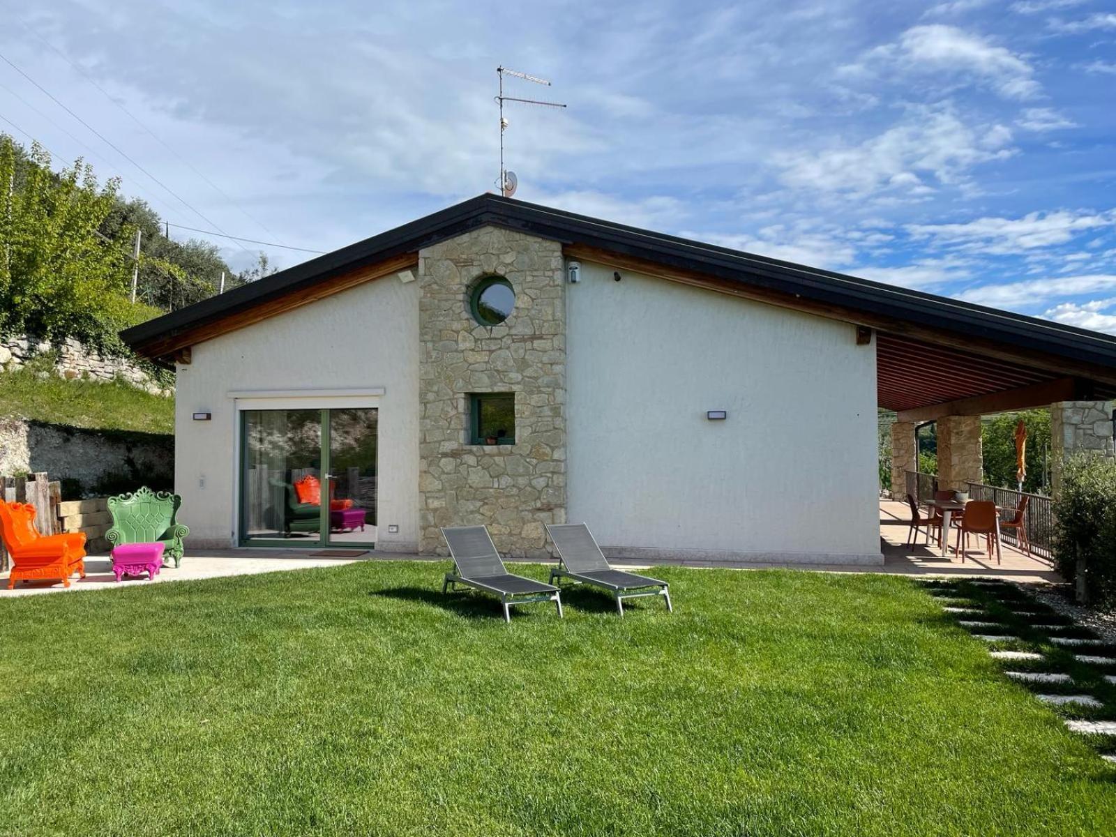 Cavalo La Terrazza In Collina Bed & Breakfast エクステリア 写真