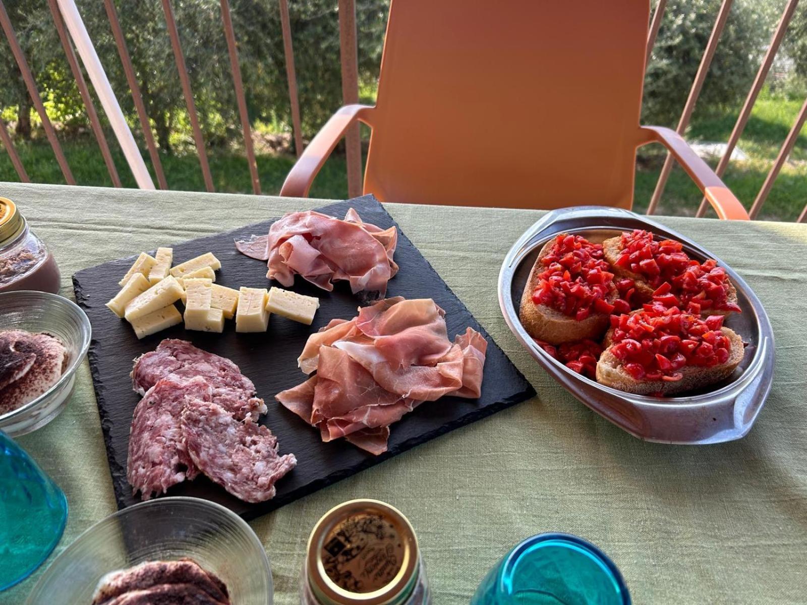 Cavalo La Terrazza In Collina Bed & Breakfast エクステリア 写真